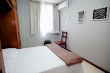 Apartment in Rio de Janeiro - CAR1203| Apto 2 quartos no Leblon