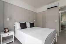 Aparthotel in Rio de Janeiro - Comfort in Copacabana | 100m from the beach | BR1307 