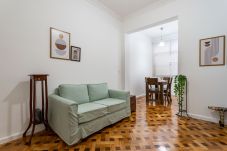 Apartment in Rio de Janeiro - 5 minutes from Leblon Beach | AP102