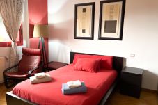 Apartment in Madrid - M (COM 5) LOVELY APARTMENT CLOSE TO ATOCHA RAIL ESTATION