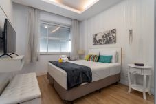 Apartment in Rio de Janeiro - Elegance in Ipanema |Ideal for families| RE701 Z2