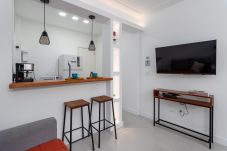 Apartment in Rio de Janeiro - 10 minutes from Flamengo Beach, next to the underground | CT404