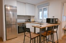 Apartment in Madrid - Cozy three-bedroom apartment with balcony in Villaverde