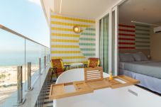 Apartment in Rio de Janeiro - Sea View and Balcony with Bathtub | Q21