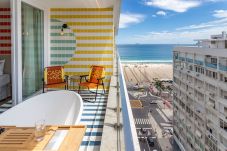 Apartment in Rio de Janeiro - Sea View and Balcony with Bathtub | Q5