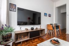 Apartment in Rio de Janeiro - 7 minutes from Ipanema beach | BT302B