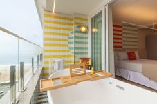 Apartment in Rio de Janeiro - Sea View and Balcony with Bathtub | Q19