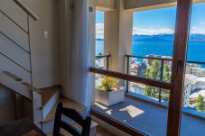 Apartamento en San Carlos de Bariloche - Dto. Kumelka con vista al lago en pleno centro