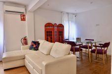 Apartamento en Madrid - MADRID RIO - PALACIO REAL- HOSPITAL 12 OCTUBRE -3 ROOMS - 2 BATHROOMS