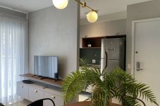 Apartamento en São Paulo -  HYPE055 - Apto 1 quarto Completo c/ Sacada