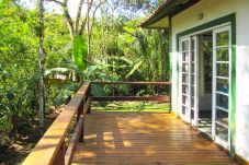 Casa en Ubatuba - Casa com saída privativa para a Praia do Félix/SP