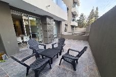 Apartamento en Mendoza -  Moderno departamento con cochera y seguridad! 4p