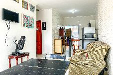 Apartamento en Itanhaém - Kitnet com WiFi, piscina e churrasq em Itanhaém/SP