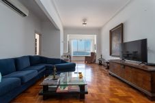 Apartamento en Rio de Janeiro - 2 minutes from Copacabana beach | A801