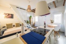 Apartamento en Madrid - Encantadora buhardilla dúplex en el corazón de Madrid