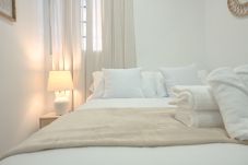 Apartamento en Madrid - Encantador apartamento de un dormitorio en Madrid, cerca al metro Tetuán GHR13