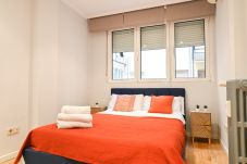 Apartamento en Madrid - Apartamento Espacioso de Tres Dormitorios a pocos minutos del Bernabeu en Madrid 