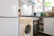 Apartamento en Madrid - Coqueto estudio con piscina en Ciudad Lineal 