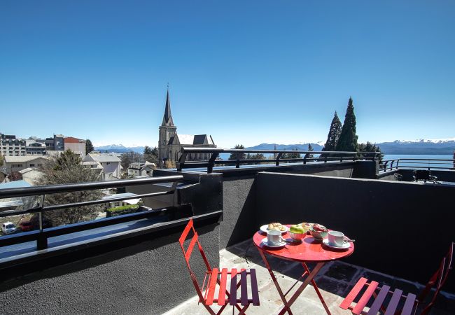 Estudio en San Carlos de Bariloche - Llantén, increíble piso con terraza y estacionamiento.