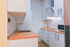 Estudio en Madrid - Encantadora vivienda a pocos minutos del metro Lavapies M (ZUI33)