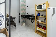 Apartamento en Alfenas - Studio equipado na área central com Wi-Fi